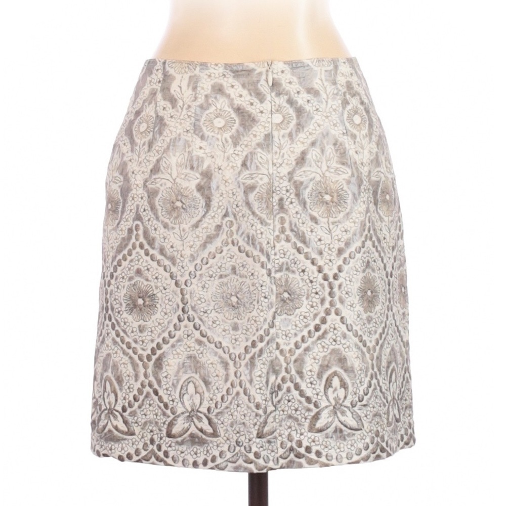 Anni Kuan ivory gray/beige floral‎ textured skirt size 2